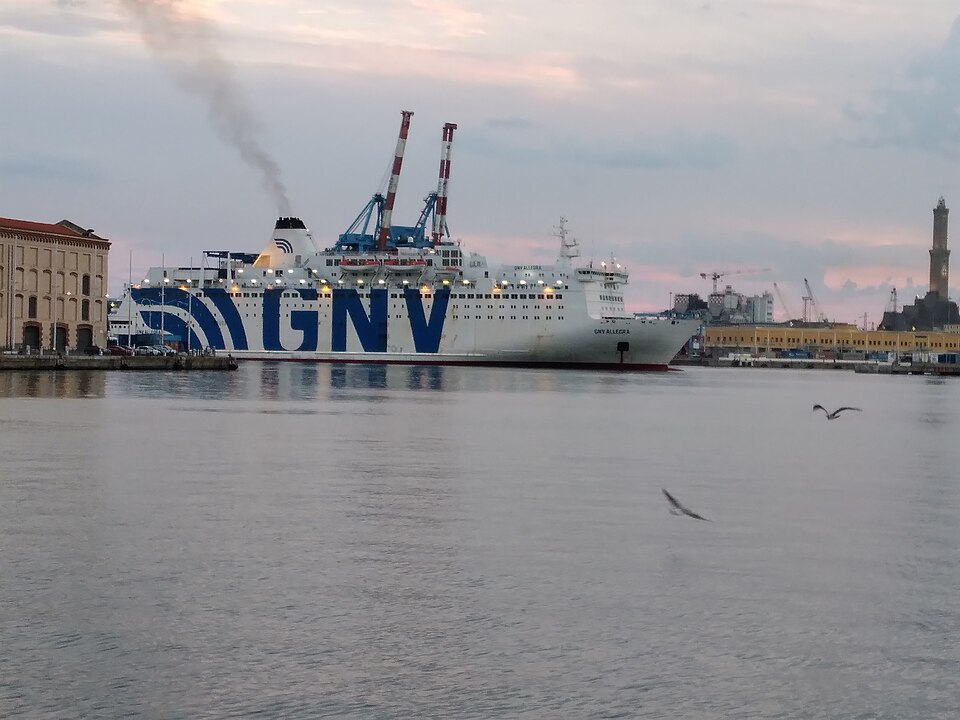 GNV 阿莱格拉渡轮实船照片